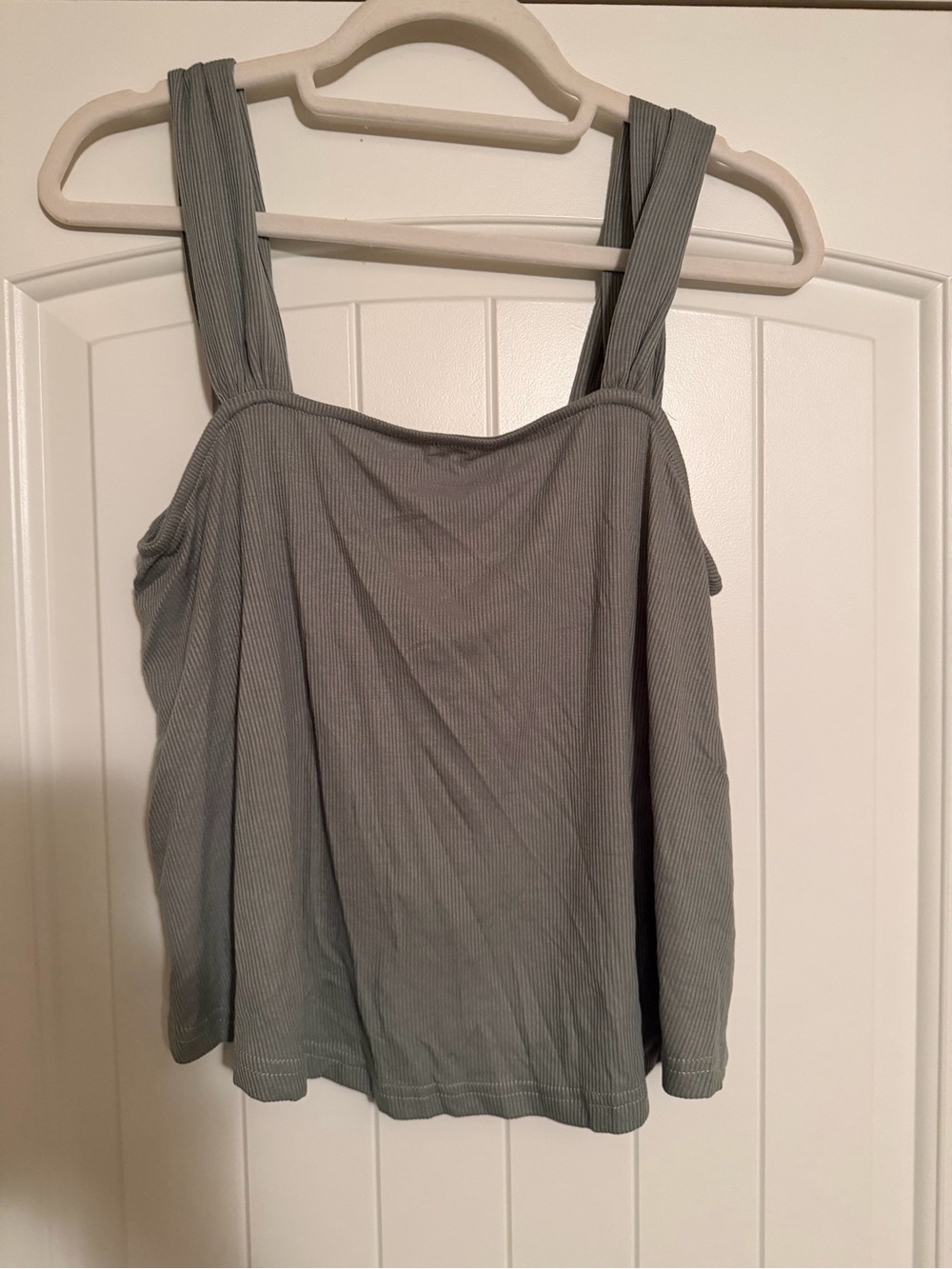 Listicle Dark Sage Green Ribbed Wide Strap Tank Top Size M NWT